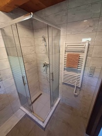 Chata a vinný sklep - sauna a koupací sud - Mutěnice