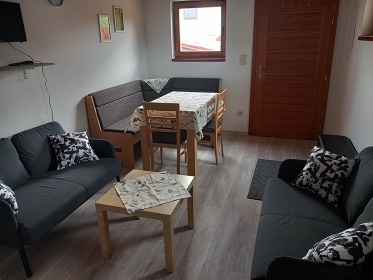 Chata a vinný sklep - sauna a koupací sud - Mutěnice