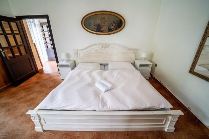 Chalupa CHKO �umava - hrad a z�mek Velhartice