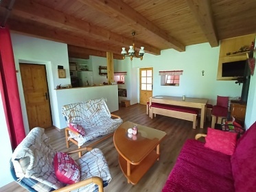 Rodinn� chalupa s baz�nem - Ho�ej�� Chalupy