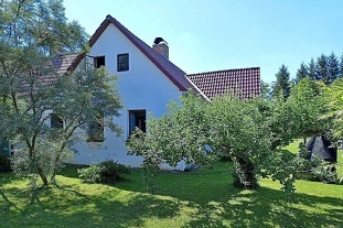 Rodinn� chalupa s baz�nem - Ho�ej�� Chalupy