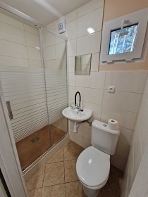 Chaty u M�chova jezera - Born� a hrad Bezd�z