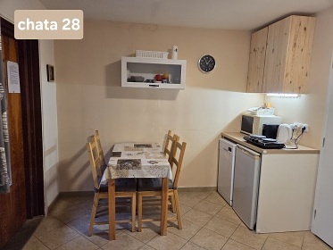 Chaty u M�chova jezera - Born� a hrad Bezd�z