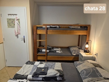 Chaty u M�chova jezera - Born� a hrad Bezd�z