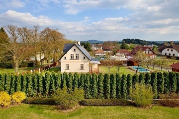 Chalupa s bazénem - Stanovice - Karlovy Vary