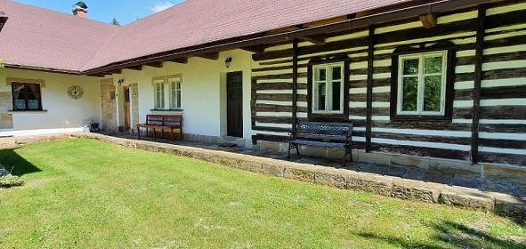 Chalupa Český ráj - Kopicův statek - hrad Valdštejn