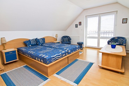 Chalupa wellness a vnit�n� baz�n - Mal� Fatra