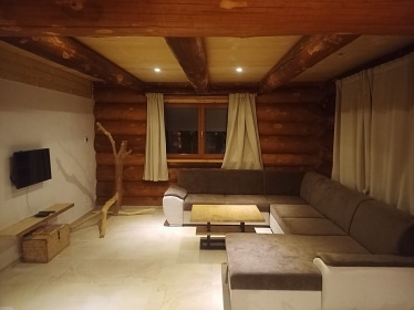 Srub u Holub s baznem a finskou saunou