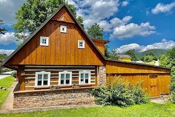 Roubenka vnitřní bazén - Skalní město Adrpach