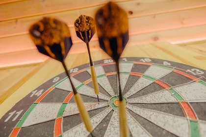 Chalupa s baz�nem - hrad Tol�tejn - Lu�ick� hory