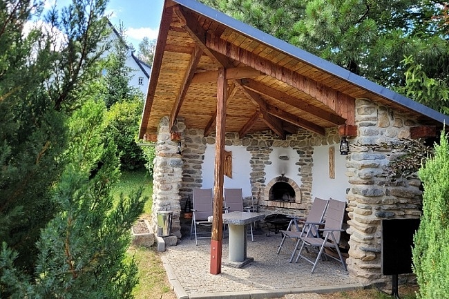 Chalupa Mlýnky - Adolfovice - Bělá p. Pradědem