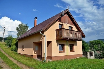 Chalupa na ji�n�m svahu �pi��ku - Jizersk� hory