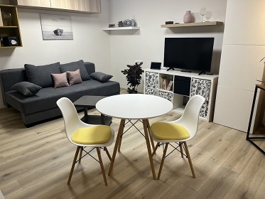 Wellness apartmán Čerčany - bazén, sauna a vířivka