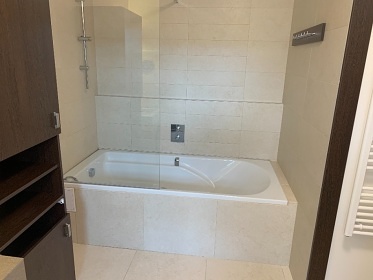 Wellness apartmán Čerčany - bazén, sauna a vířivka