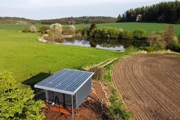 Otočný glamping u rybníka - CHKO Brdy - Březnice
