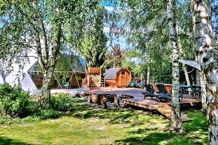 Recenze: Glamping Mileč - IGLOO - sauna a koupací sud