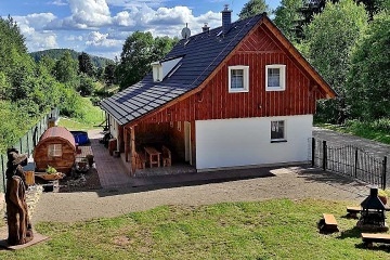 Chalupa u lesa - bazén a wellness - Broumovsko