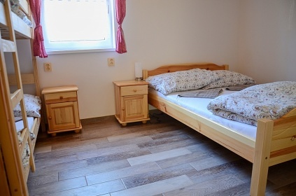 Chalupa s baz�nem a wellness - Broumovsko