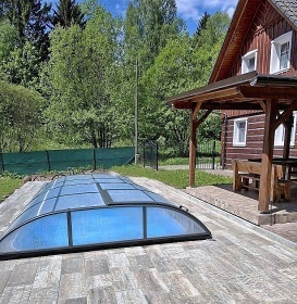 Chalupa s baz�nem a wellness - Broumovsko