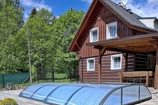 Chalupa s baz�nem a wellness - Broumovsko