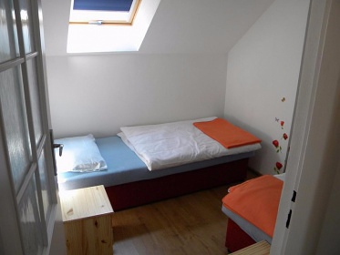 Chata s apartmány - Krásnohorské Podhradí