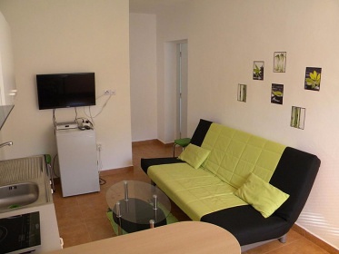 Chata s apartmány - Krásnohorské Podhradí