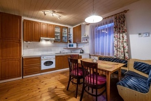 Chalupa Nzk Tatry - Liptovsk Mara - Liptov