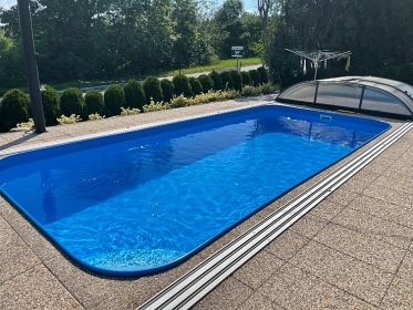 Rekreační dům s bazénem - Babiččino údolí