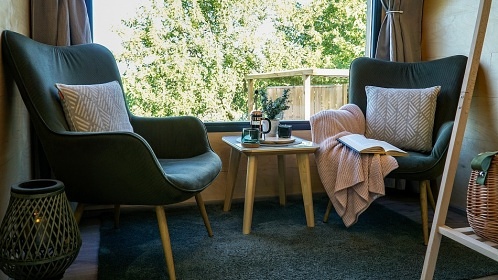 Glamping Morava - Host�nsk� vrchy - hrad Helf�t�n