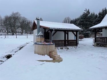 Chalupa �esk� Kanada - Kun�ak - ji�n� �echy