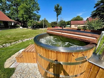 Chalupa �esk� Kanada - Kun�ak - ji�n� �echy