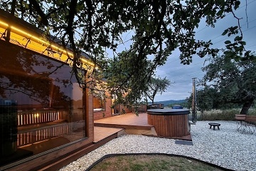 Wellness glamping Prusiny - Netunice - hrad Radyně