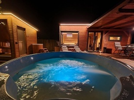 Wellness glamping - Plze�sk� pahorkatina - Radyn�