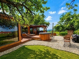 Wellness glamping - Plze�sk� pahorkatina - Radyn�