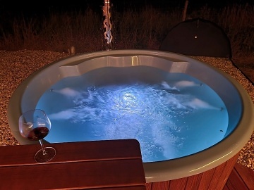 Wellness glamping Prusiny - Netunice - hrad Radyně