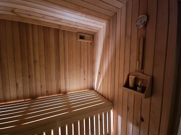 Wellness glamping Prusiny - Netunice - hrad Radyně