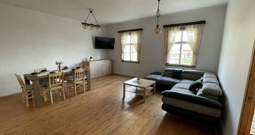 Chalupa baz�n a koupac� sud - Orlick� hory