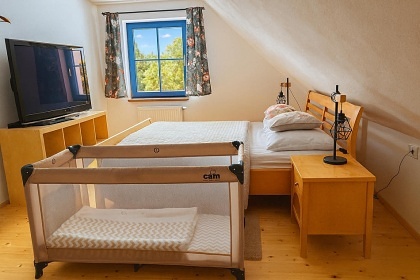 Chalupa s jez�rkem - Novohradsk� hory - Dobr� Voda