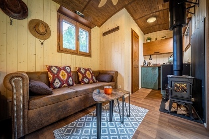 Glamping s wellness - Čelina - přehrada Slapy