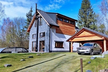 Chalupa s bazénem a wellness - Slezské Beskydy