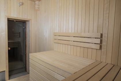Srub bazén a wellness - Kerský les - park Mirakulum