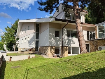 Rekrean dm - vnitn bazn - Barrandov