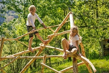 Wellness glamping - Treehouse u řeky - Sázava