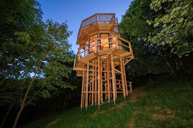 Glamping na samotě v korunách stromů - Ještěd