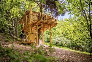 Glamping samota v lese s vhledem na Jetd