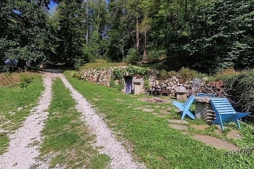 Chalupa Lázeňský trojúhelník - přehrada Jesenice