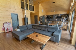 Srub Slavkovsk� les - Franti�kovy L�zn� - Skalka