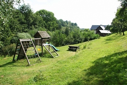 Chalupa a koupac� jez�rko - �ern� hora - Krkono�e