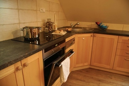 Chalupa a koupac� jez�rko - �ern� hora - Krkono�e