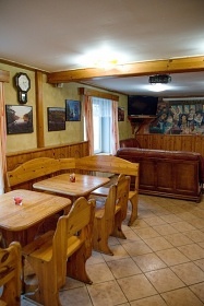 Kru�nohorsk� chalupa - Mikulov - p�ehrada Fl�je